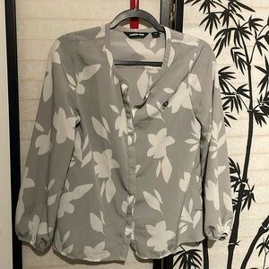 Chase Bank gray leaf top